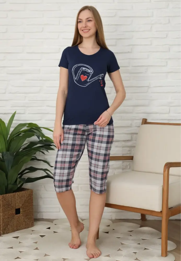 Pijama dama , bluză cu mânecă scurtă si pantaloni 3/4 ,culoare bleumarin , Engros